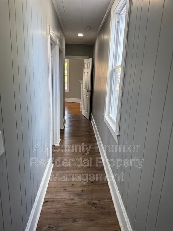 Trenton Condo: 1101 Hamilton Ave.