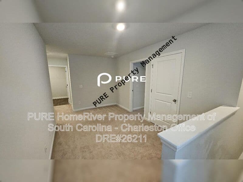 Summerville House: 108 Sweet Cherry Ln