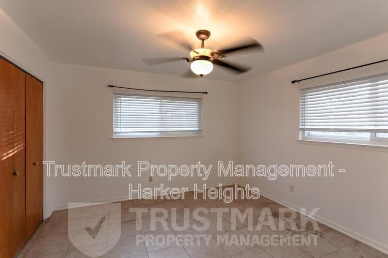 Harker Heights House: 101 Highland Oaks Drive