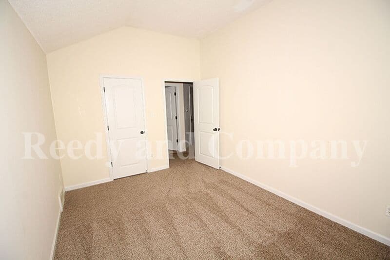Cordova House: 1331 Appling Rd