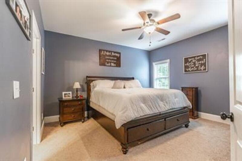 Pinehurst House: 55 Bridle Path Circle