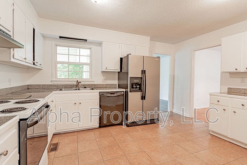 Greer House: 134 Saturn Lane
