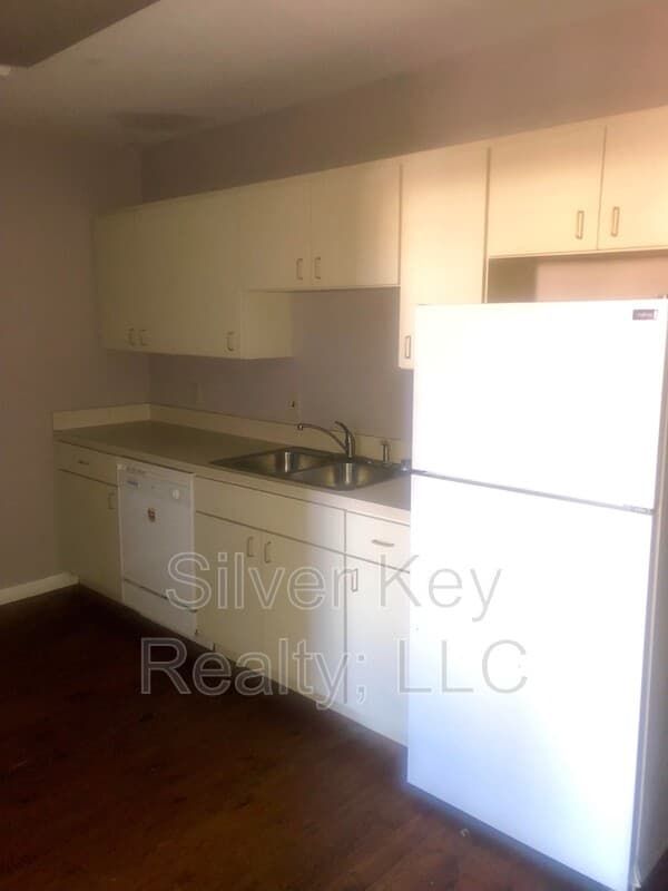 Athens Condo: 217 E. Washington Ave