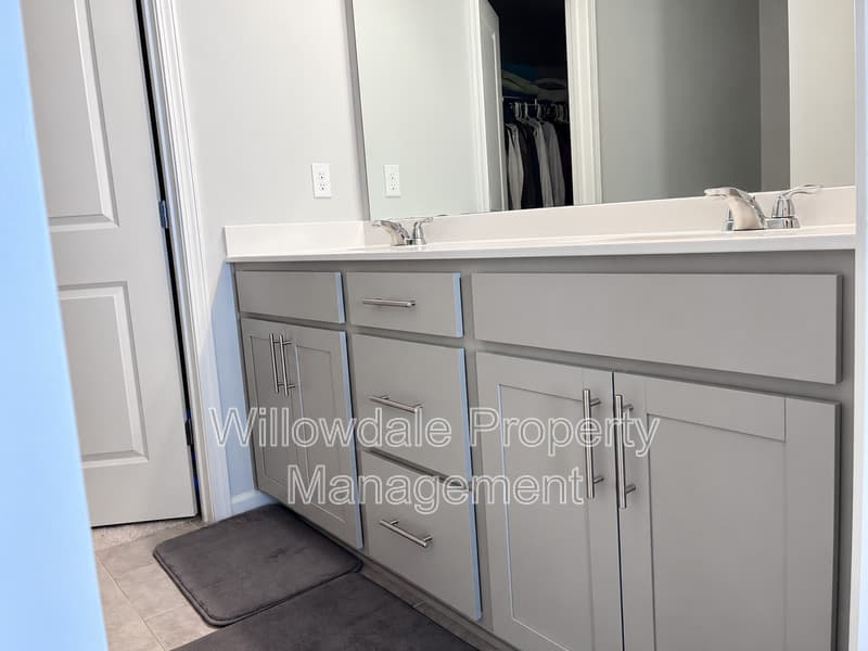 Raleigh Townhome: 158 Zealand Ct