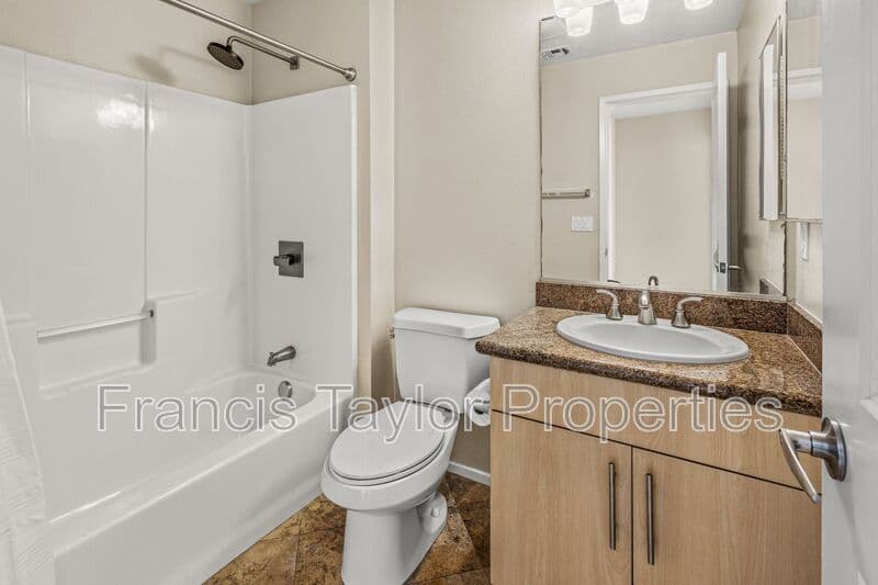 Escondido Condo: 405 W 2nd Avenue