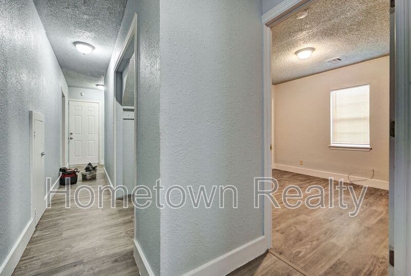 Oklahoma City House: 2114 N Bath Avenue