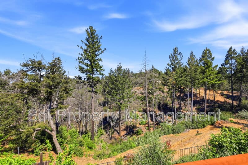 Santa Cruz House: 140 Spaten Way