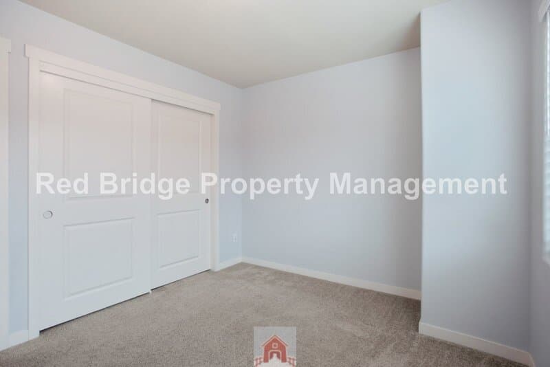 Wilsonville Townhome: 28520 SW Paris Ave