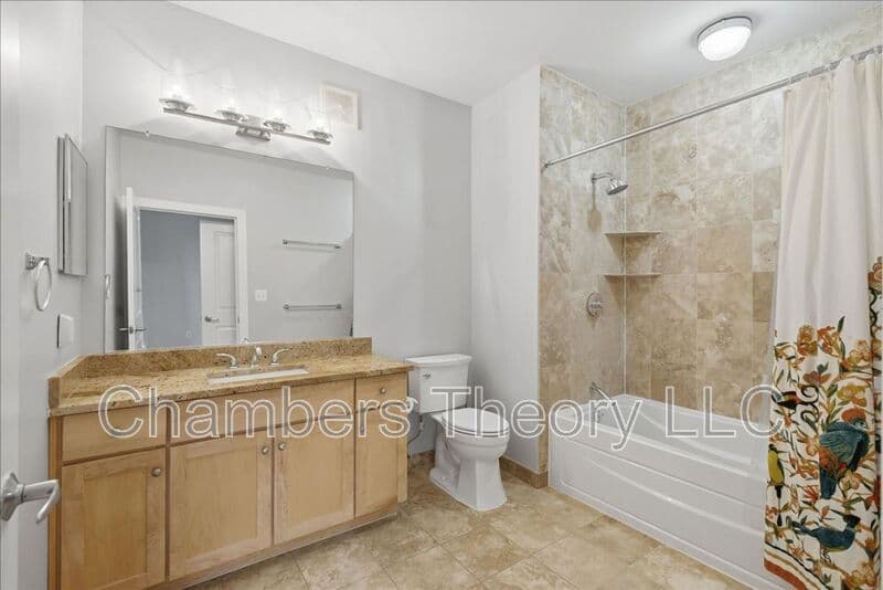 Arlington Condo: 2200 N Westmoreland St