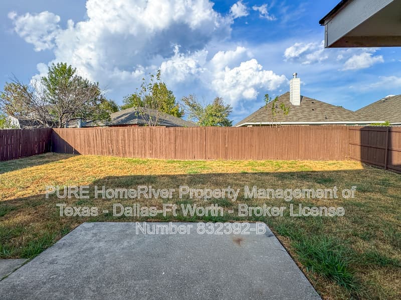 Forney House: 128 Redbud Dr