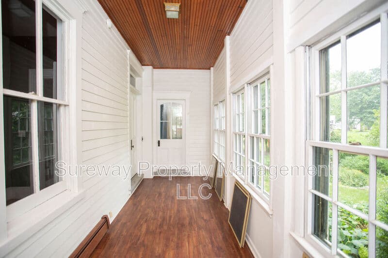 Medford House: 16 Union St