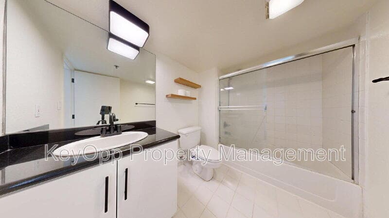 San Francisco Condo: 175 Bluxome Street