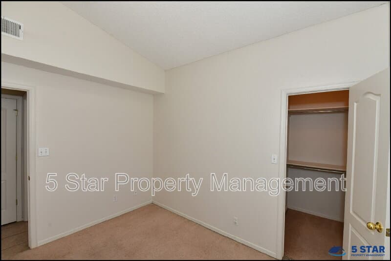 El Paso House: 3112 Tierra Ayala Drive !!