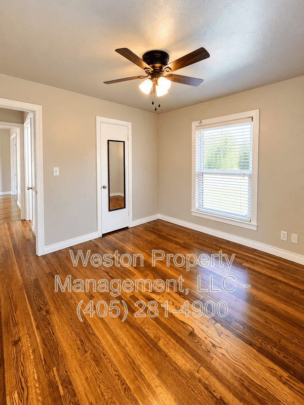 Oklahoma City House: 2725 Northwest 64th Street