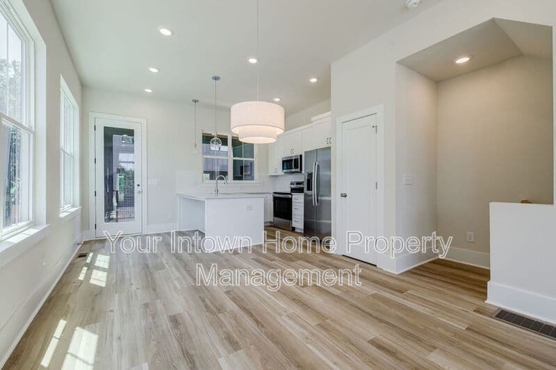 Atlanta Townhome: 1132 W. Marietta Street