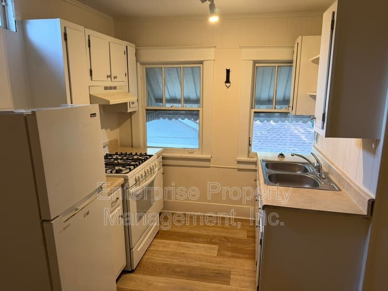 Memphis Condo: 2380 Parkway Pl