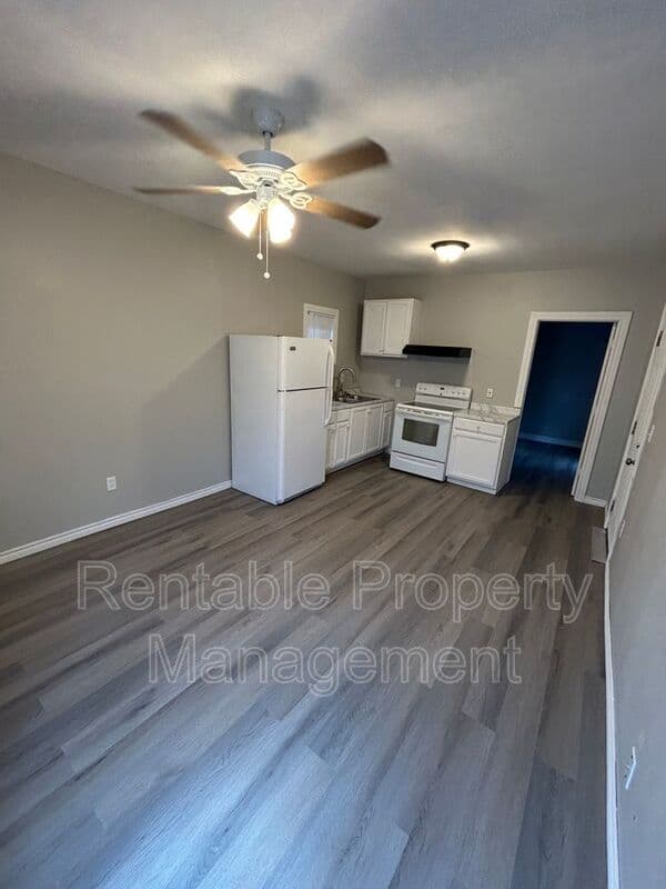 Houston Condo: 7409 Avenue L
