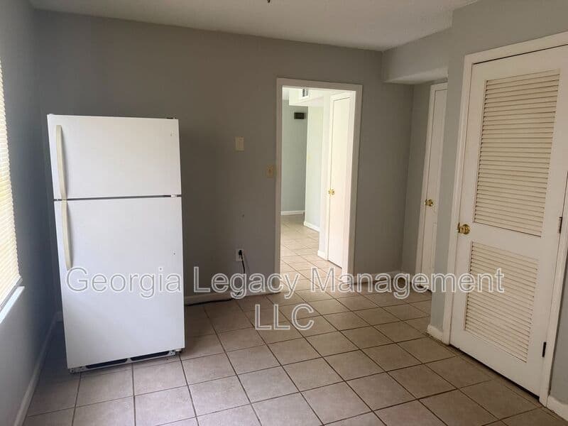 Jefferson House: 272 Lawrenceville St