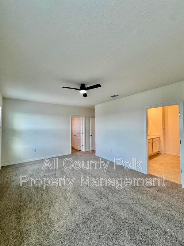 Winter Haven House: 4924 Kaia Ave