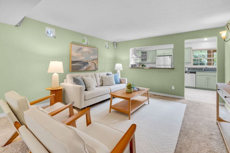 Portland House: 9255 Southwest Boones Ferry Road