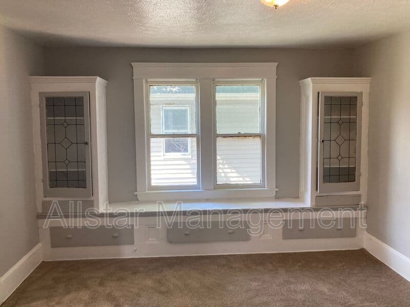 Cleveland Condo: 2785 E 117th Street