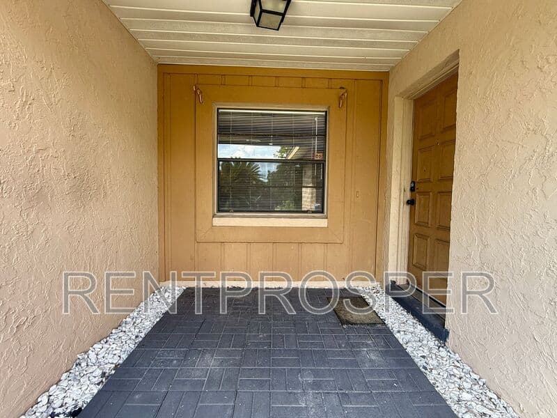 Altamonte Springs House: 914 Little Bend Road