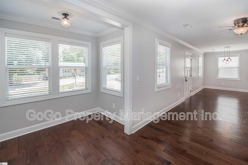Greenville House: 16 Anchorage Drive