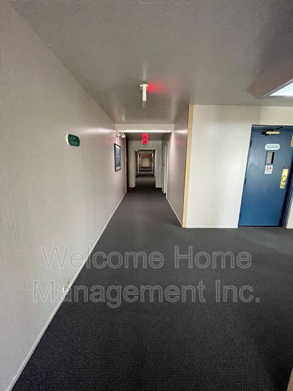 Walnut Creek House: 1240 Walker Ave