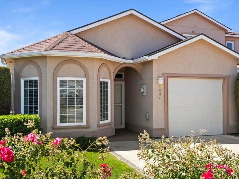 Pasco Townhome: 9604 Mia Lane