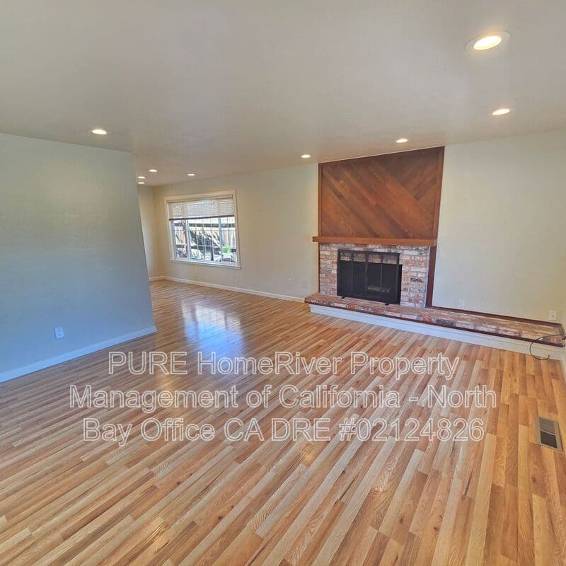 Cotati House: 8499 Lasalle Ave