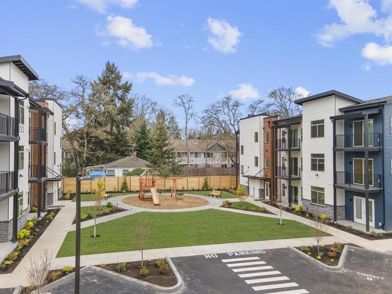 Lakewood Condo: Heron Heights 8931 Gravelly Lake Dr SW - 201