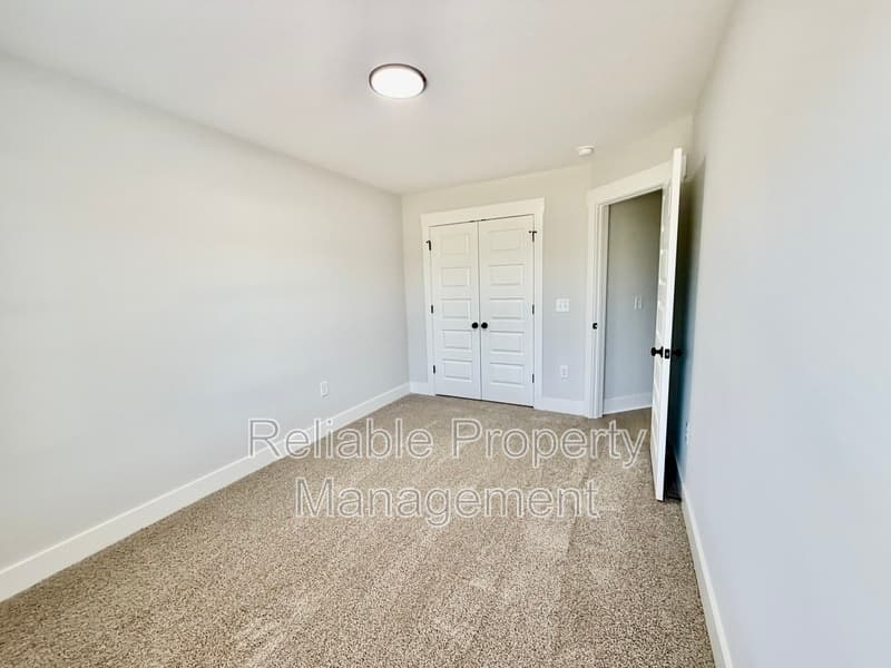Wilson Mills Townhome: 100 Parker St