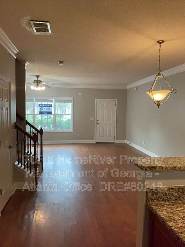 Riverdale Townhome: 2608 Haligan Pt