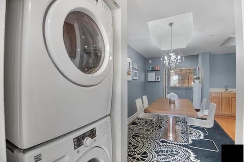 Los Angeles Condo: 850 North Hudson Avenue - 205