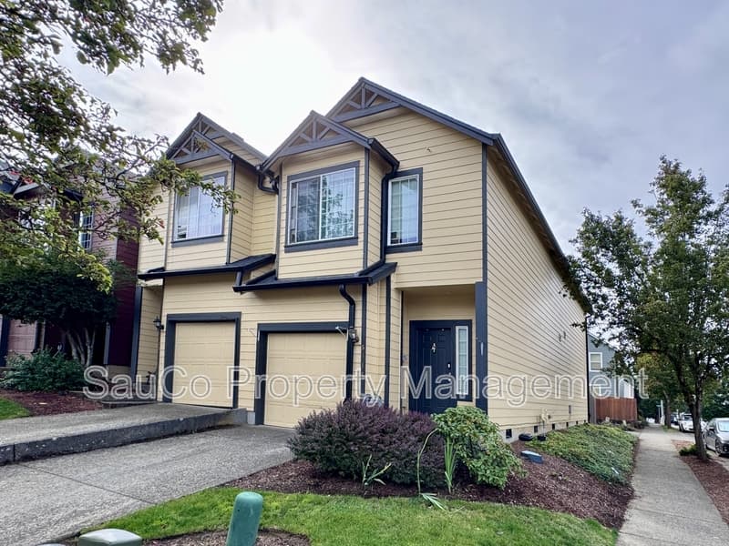 Gresham Condo: 5914 SE 16th Loop