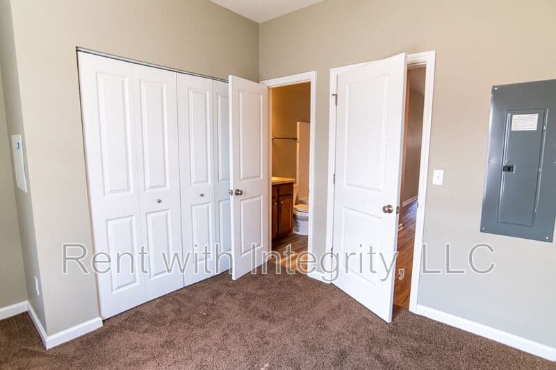 Tallahassee House: 2202 Del Carmel Way