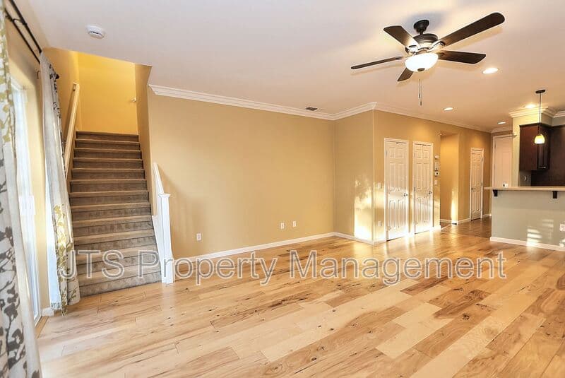 West Sacramento House: 4046 Martis Street