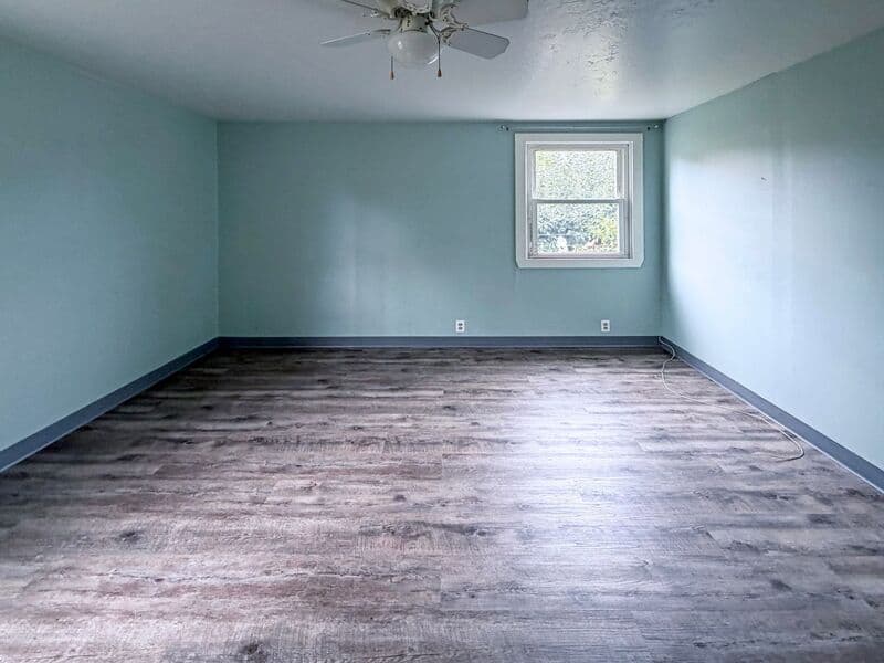 Halsey House: 340 W 3rd St