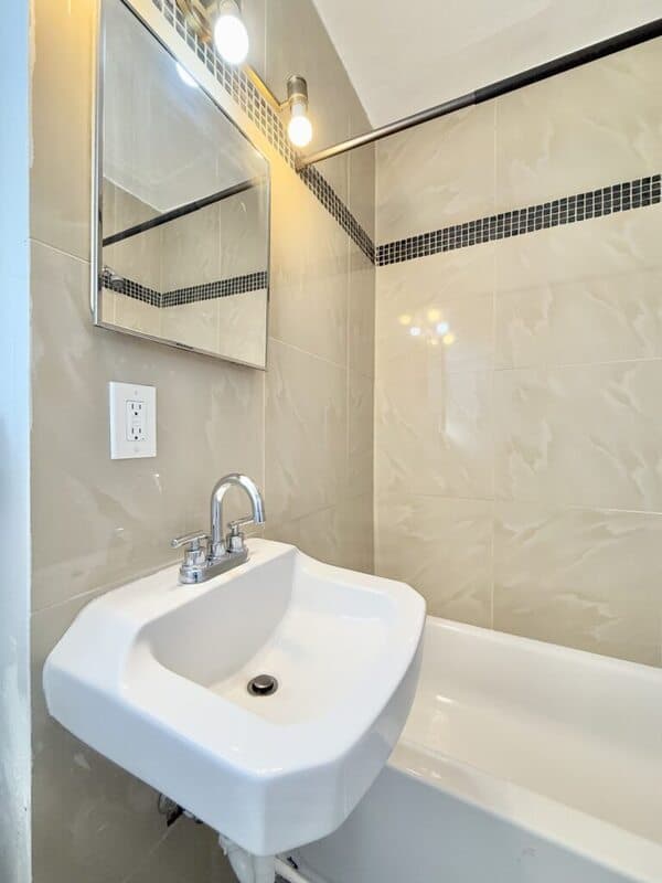 Daytona Beach Condo: 551 North Ridgewood Avenue - 3