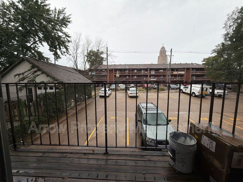 Lincoln Condo: 649 South 18th Street-21
