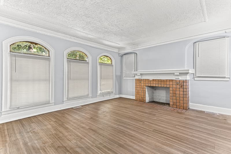 Detroit Condo: 3239 Fullerton Avenue - 1 Lower