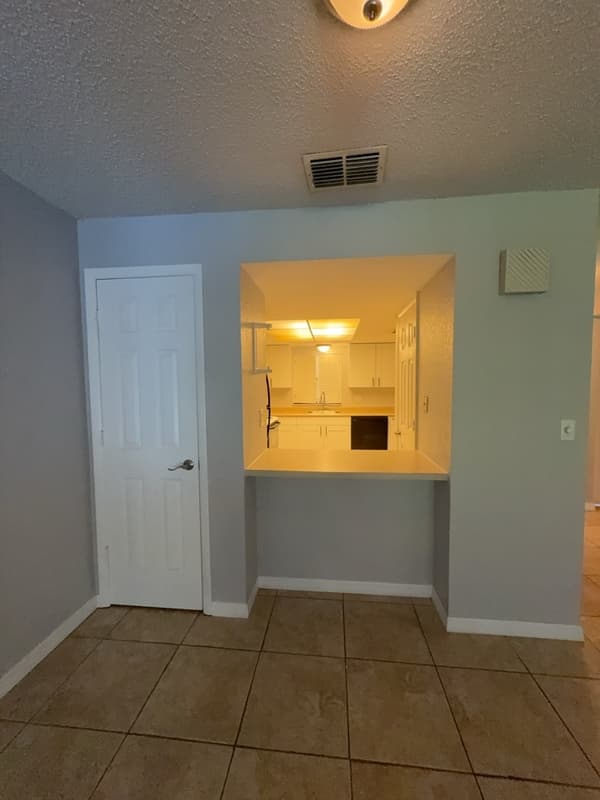 Pinellas Park Condo: 6301 58th Street North - 1005