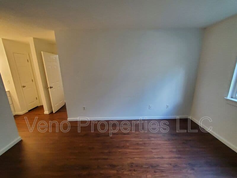 Clifton Park House: 111 Yorktown Dr.