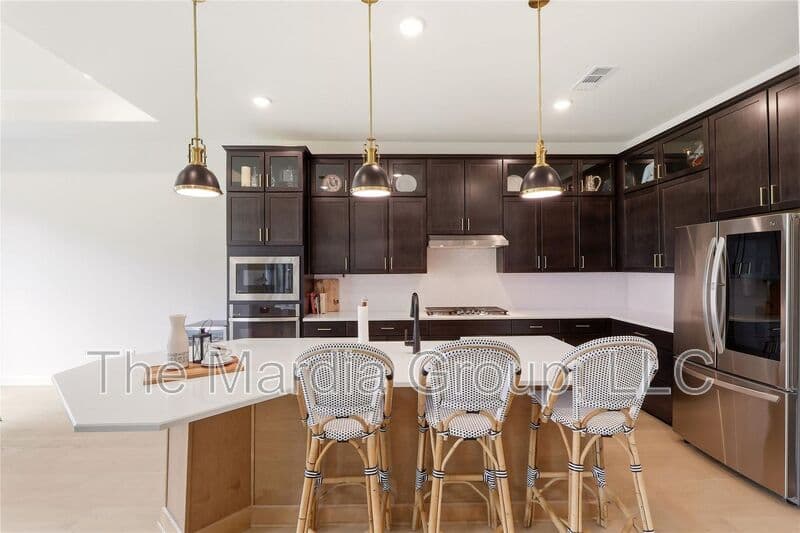 Mclendon Chisholm House: 1721 Salvatore Lane