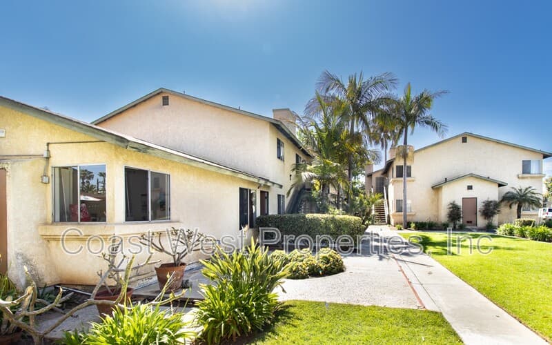 Carlsbad Condo: 495 Chestnut Ave - E