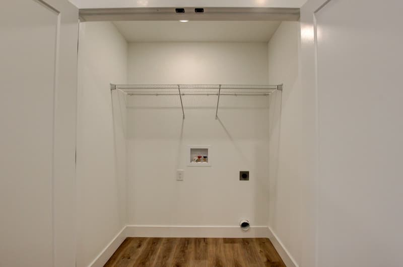 Guthrie House: 230 3rd Street