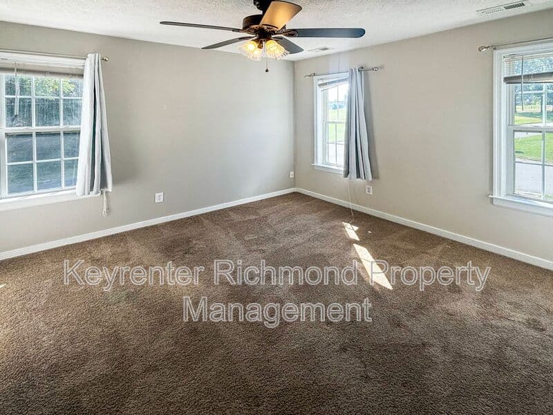 Richmond House: 2010 Colgate Avenue