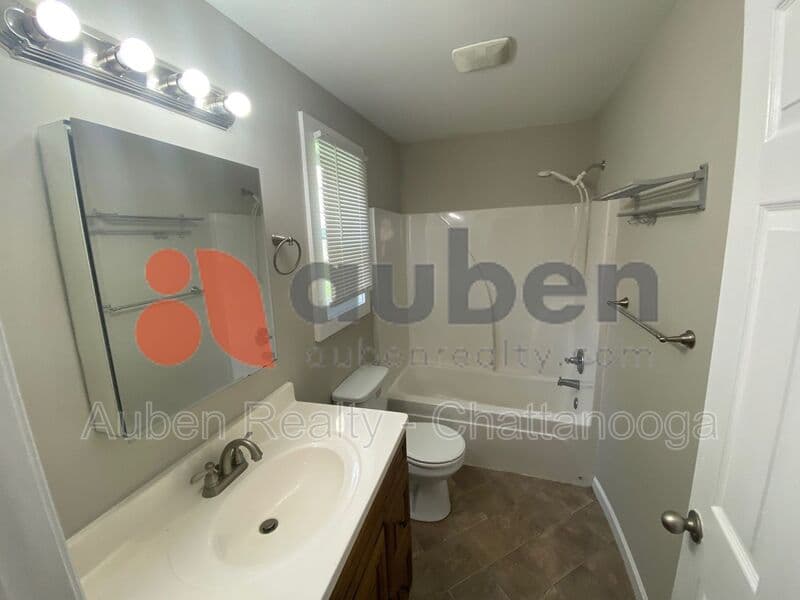 Chattanooga House: 316 Stringer St