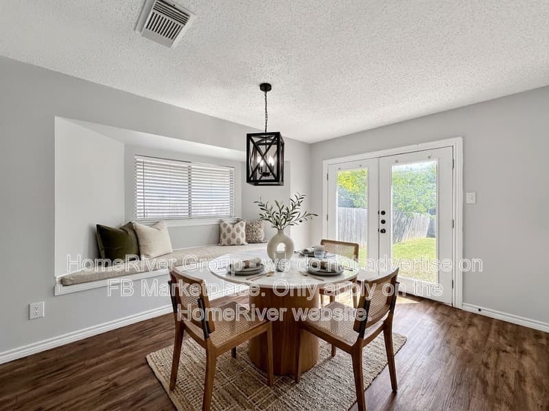 San Antonio House: 9710 Criswell Crk