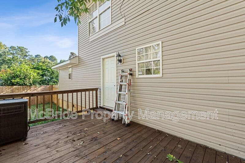 Martinez House: 4331 Roswell Drive